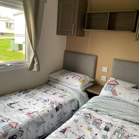 Parkdean Cherry Tree Holiday Park Burgh Castle Belton with Browston Eksteriør bilde